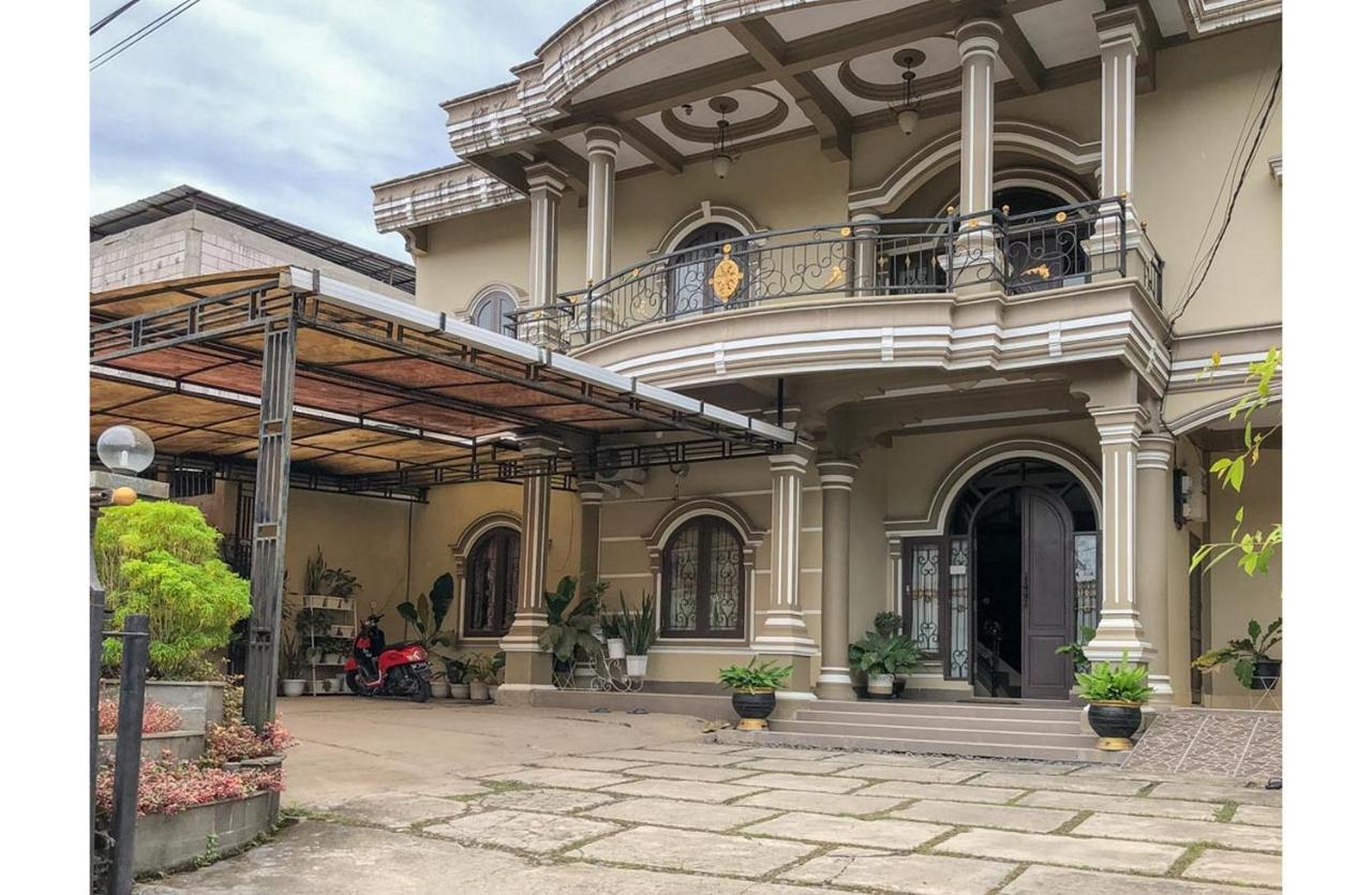 Sinar Hotel Enrekang Exterior photo